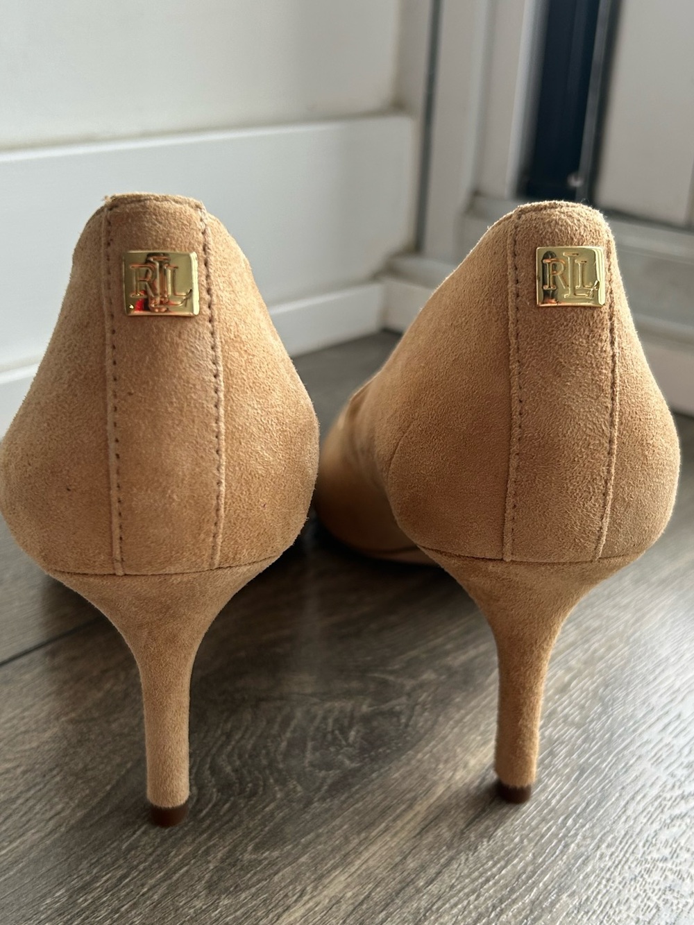 Ralph Lauren heels - Picture 3 of 4